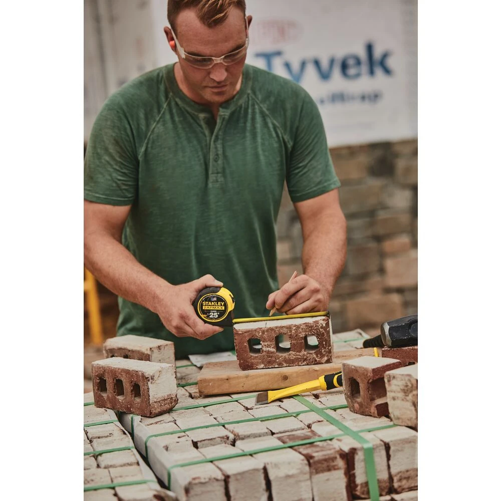 Stanley® Classic Tape Measure Fatmax® 25ft 3 Stanley® Classic Tape Measure Fatmax® 25ft - Image 3