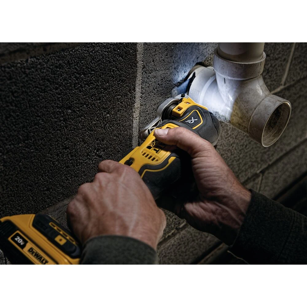 Dewalt® Brushless Oscillating Multi-Tool 20V MAX* XR®(Tool Only) 5 Dewalt® Brushless Oscillating Multi-Tool 20V MAX* XR®(Tool Only) - Image 5